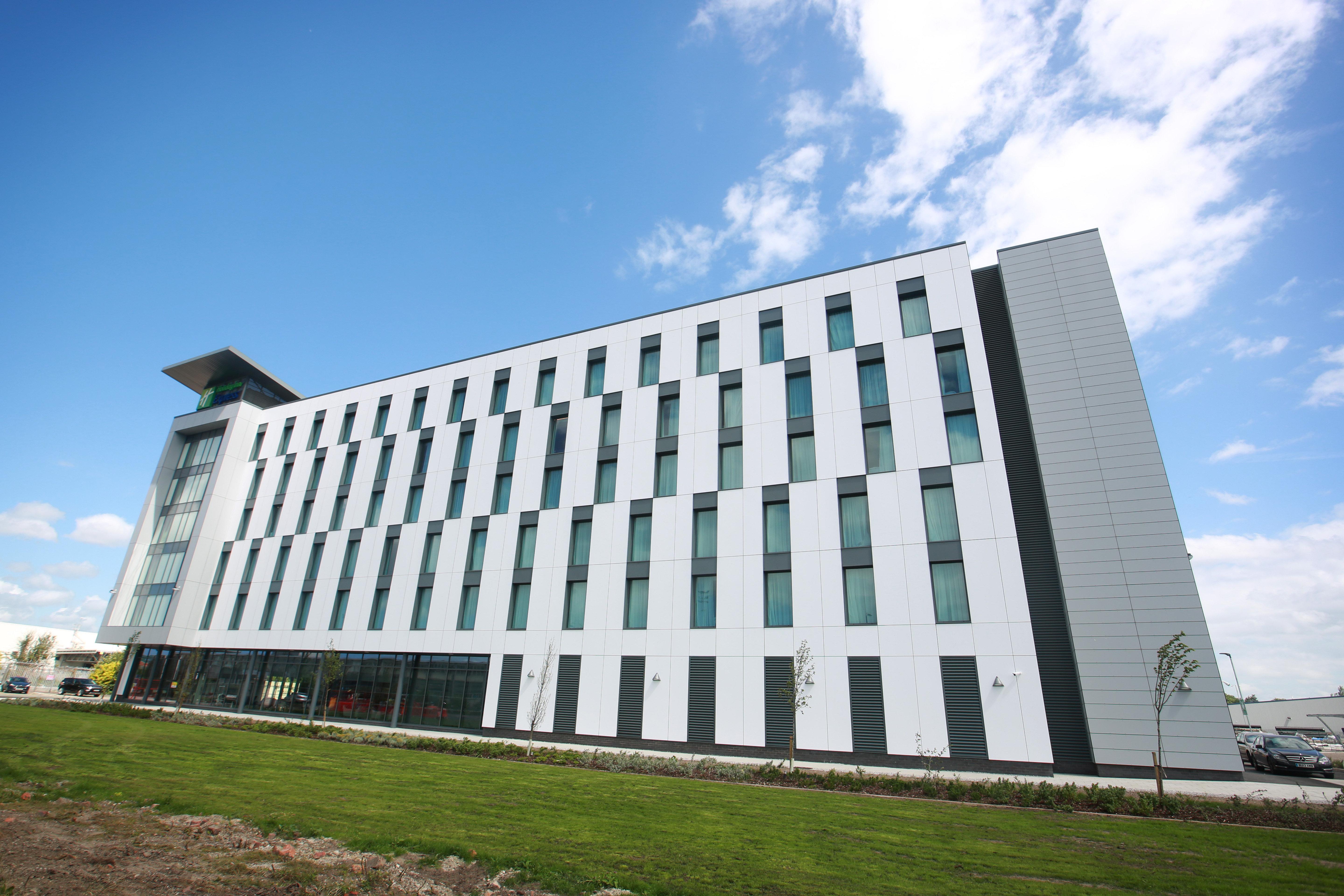 Holiday Inn Express - Manchester - Traffordcity By Ihg Urmston Luaran gambar