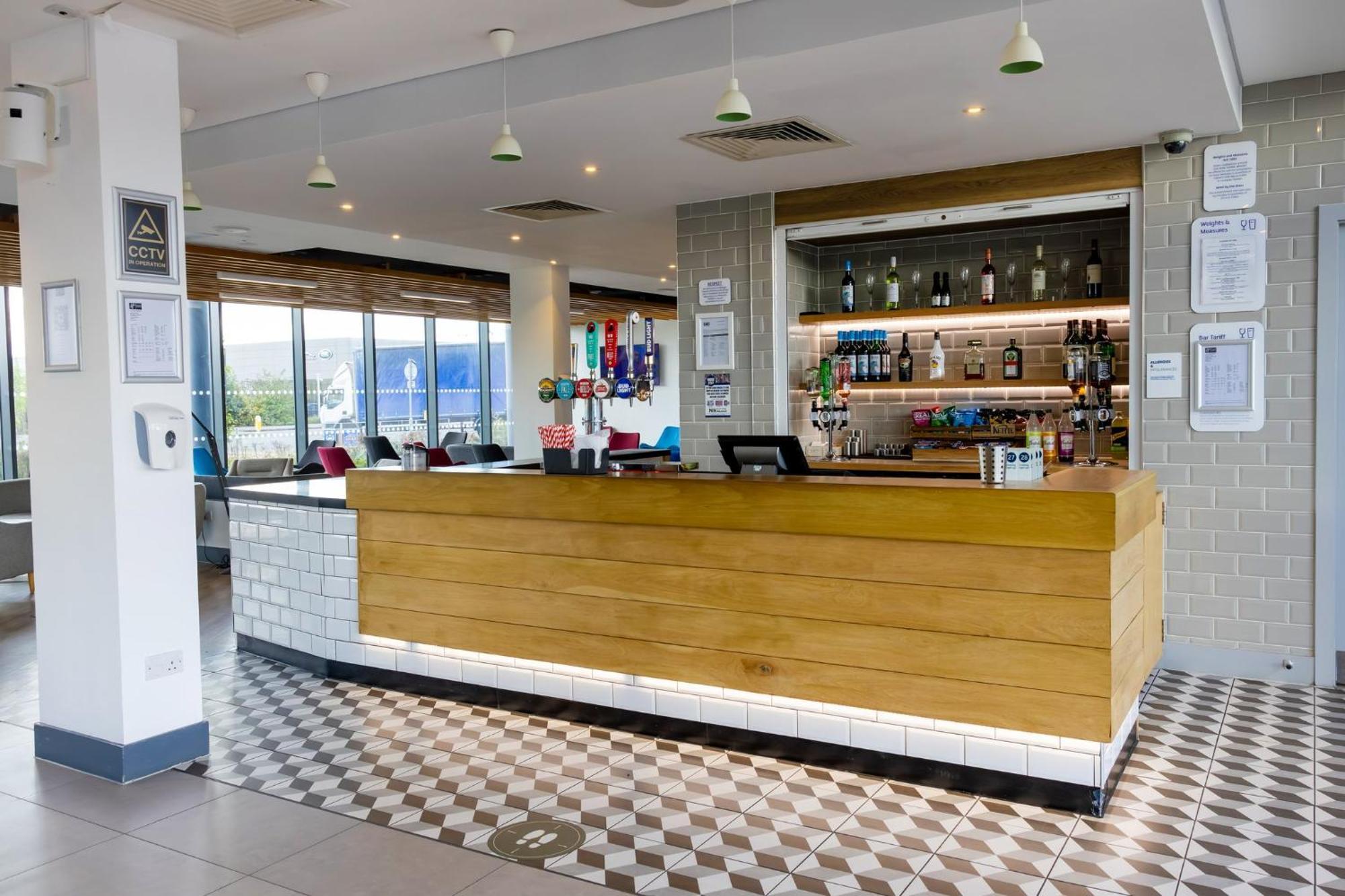 Holiday Inn Express - Manchester - Traffordcity By Ihg Urmston Luaran gambar