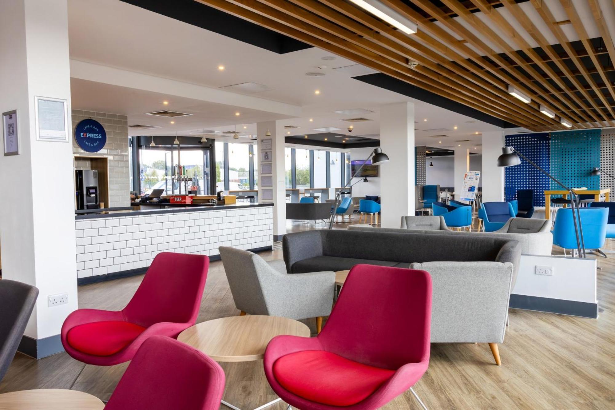 Holiday Inn Express - Manchester - Traffordcity By Ihg Urmston Luaran gambar