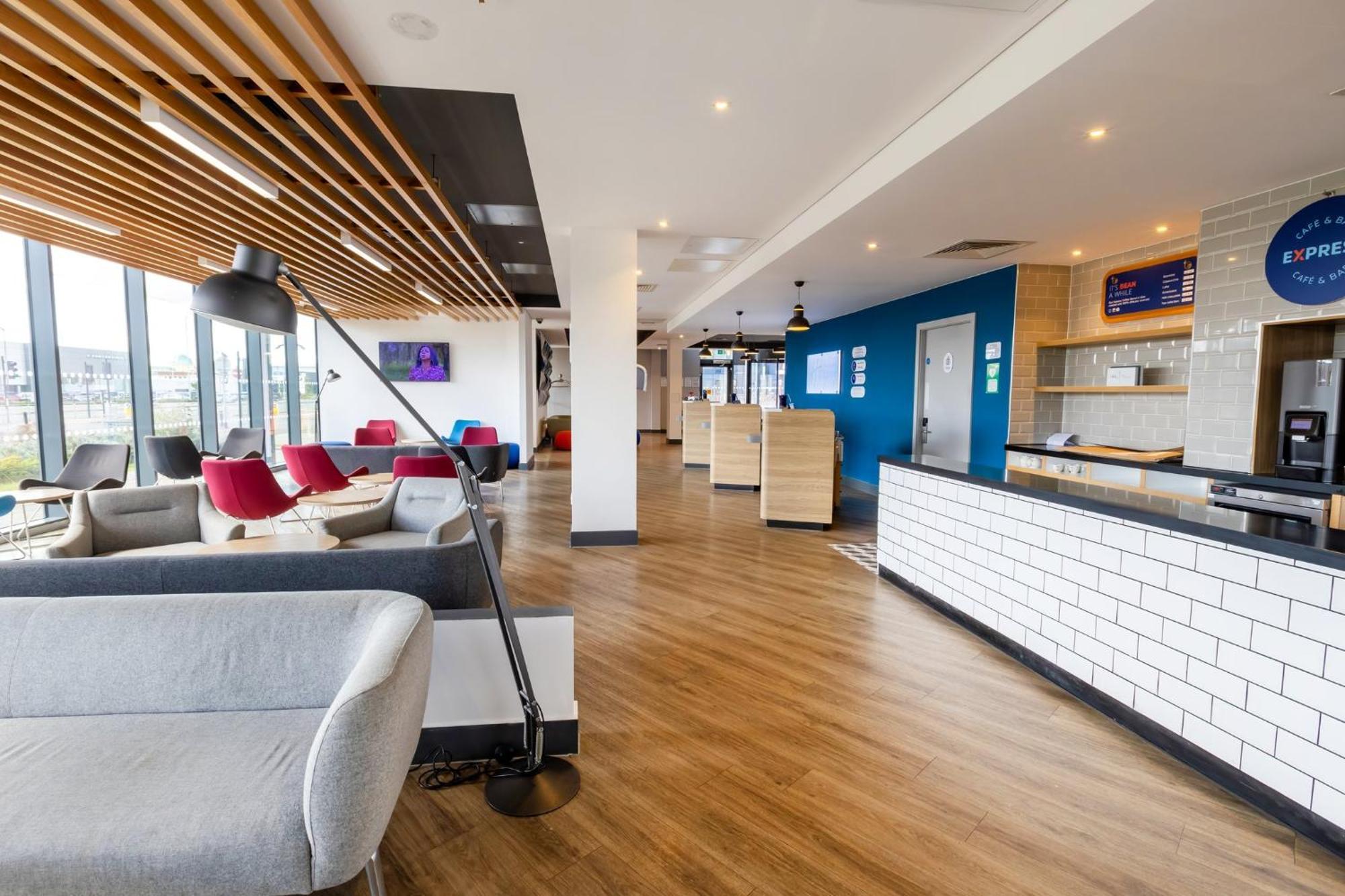 Holiday Inn Express - Manchester - Traffordcity By Ihg Urmston Luaran gambar
